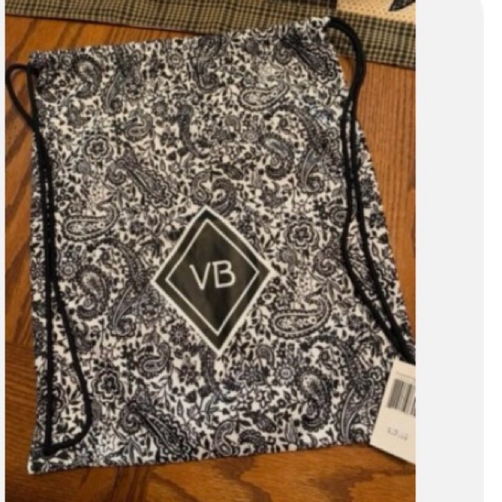 Black and White Paisley Drawstring Bag